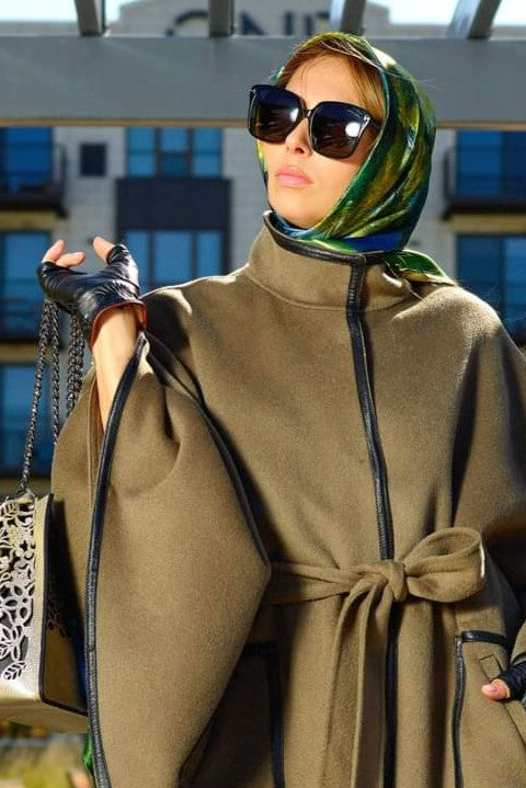 GOLD MEADOW Silk Scarf – Green and Blue