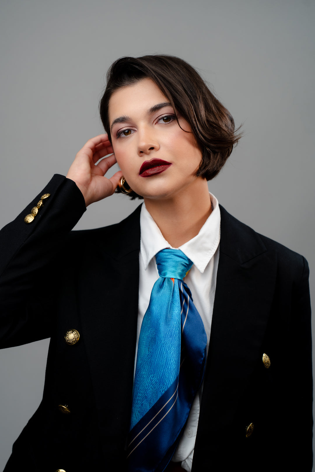 Scarf Styling Masterclass with Designer Alesia Chaika – Learn to Use Scarf Rings