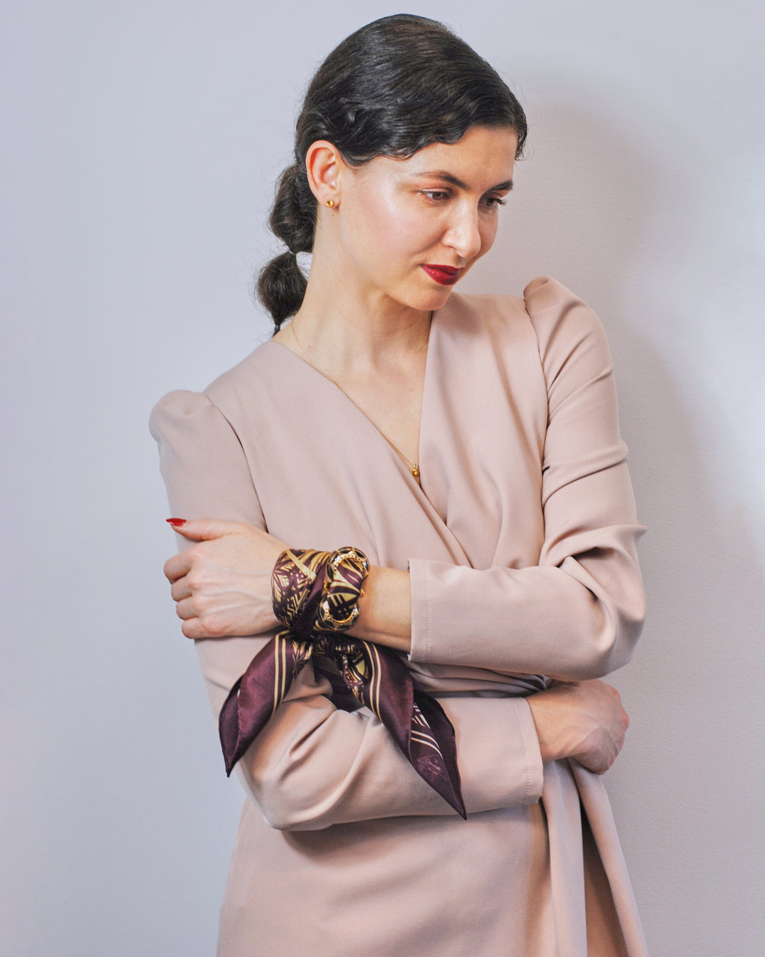 Scarf Styling Masterclass with Designer Alesia Chaika – Learn to Use Scarf Rings