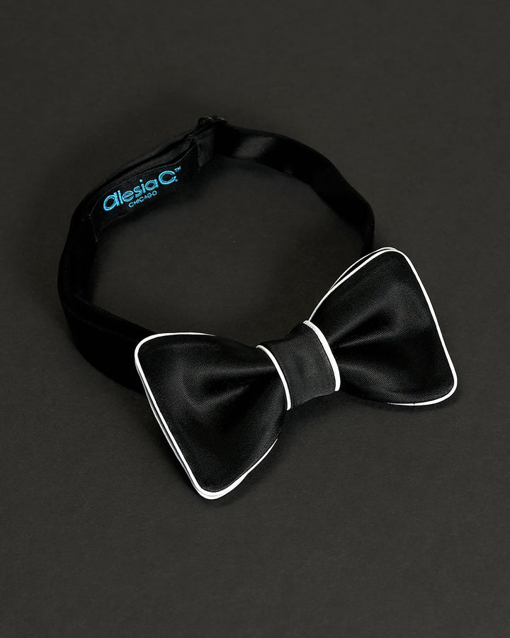 Gatsby Silk Bow Tie – Black with White Outline