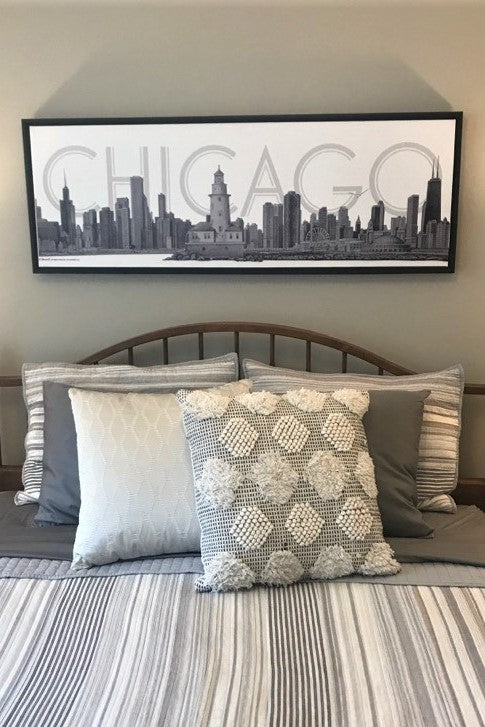 Chicago Skyline Canvas Wall Art – Pencil Illustration with Floating Black Frame