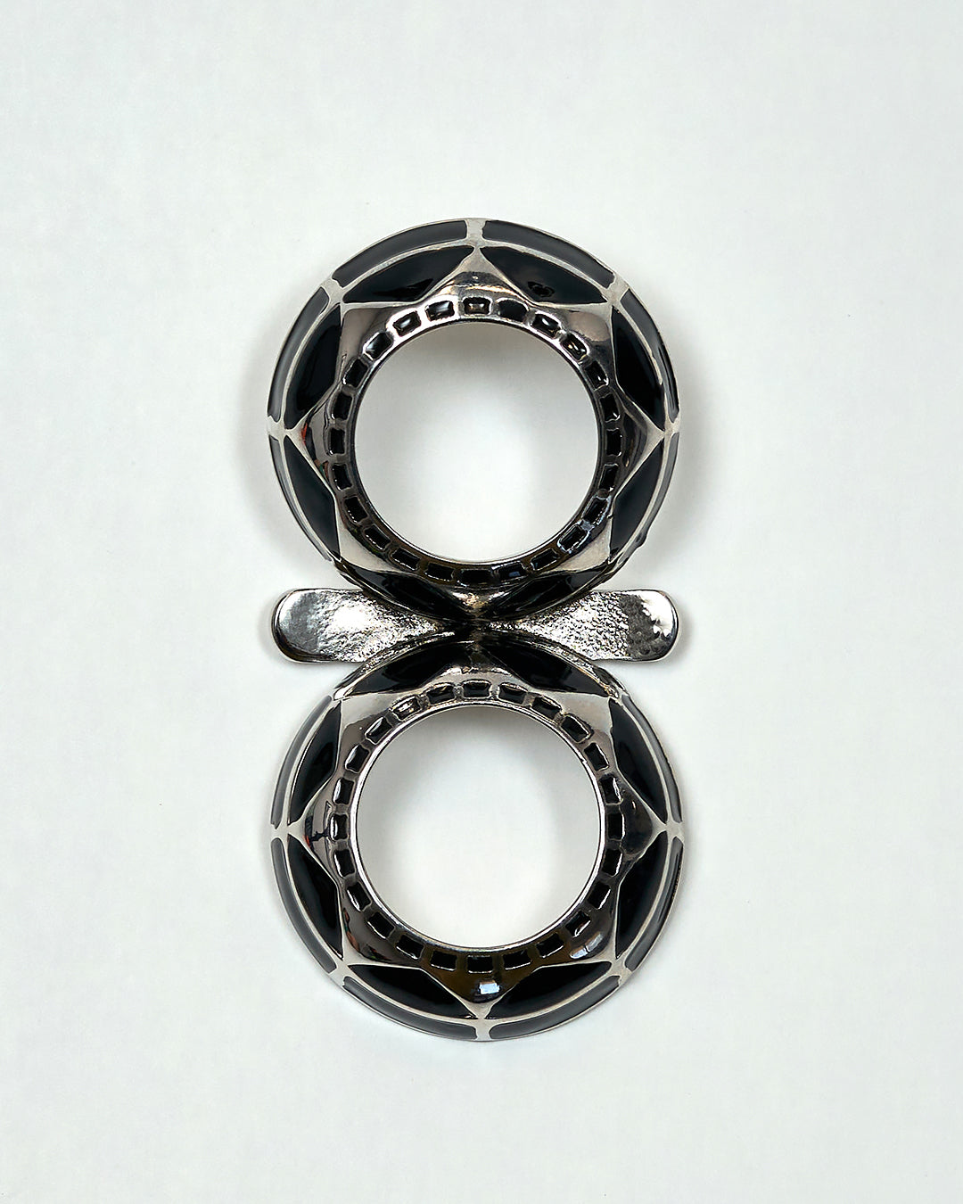 Infinity8 Scarf Charm-Ring  18K Gold & Black Enamel –