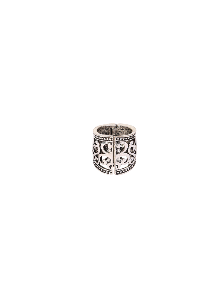 Vintage Magnet Filigree Scarf Charm Ring – Antique Silver with Magnetic Closure
