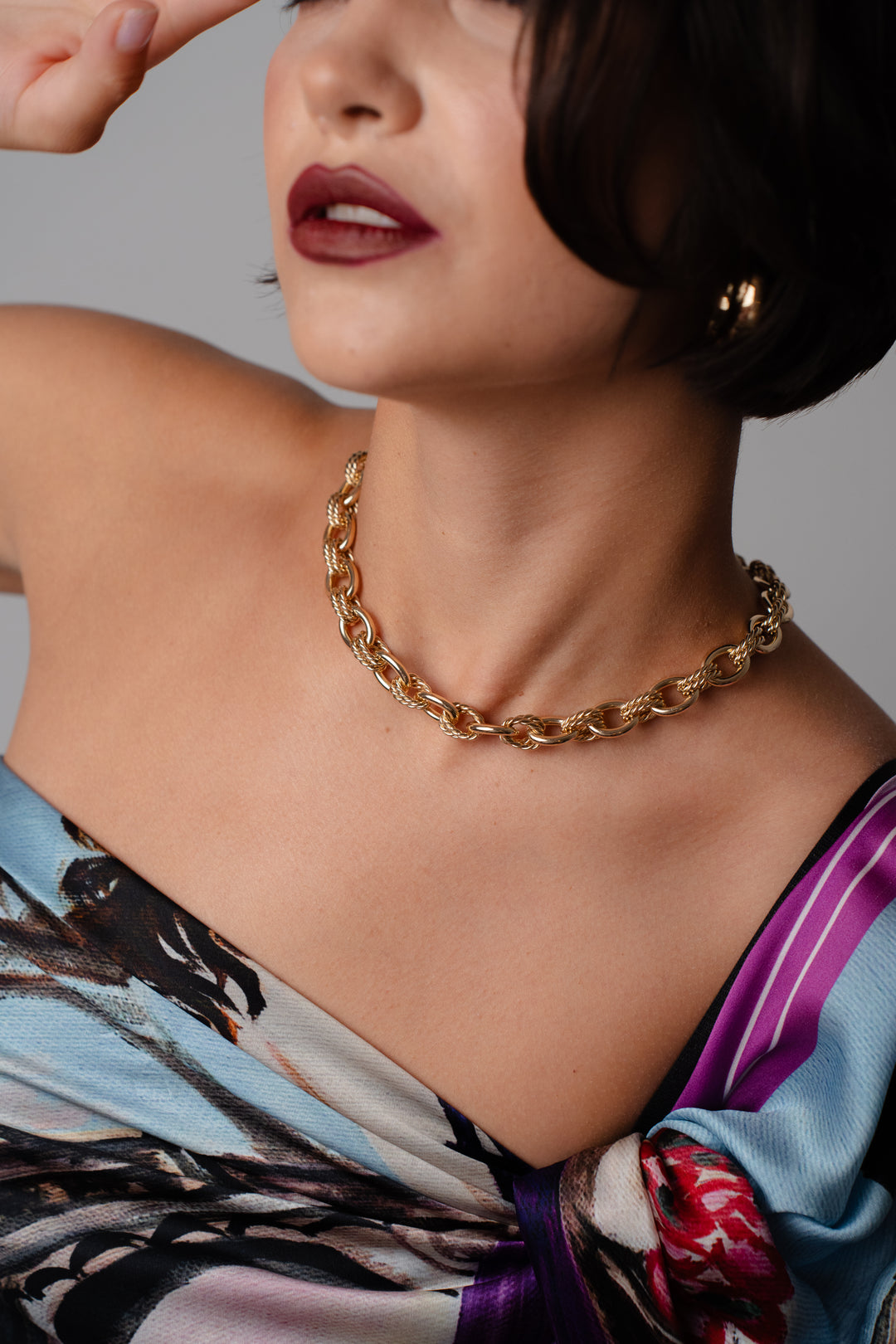 How To Style A Silk Scarf With As A Blouse by Alesia Chaika AlesiaC.com 
