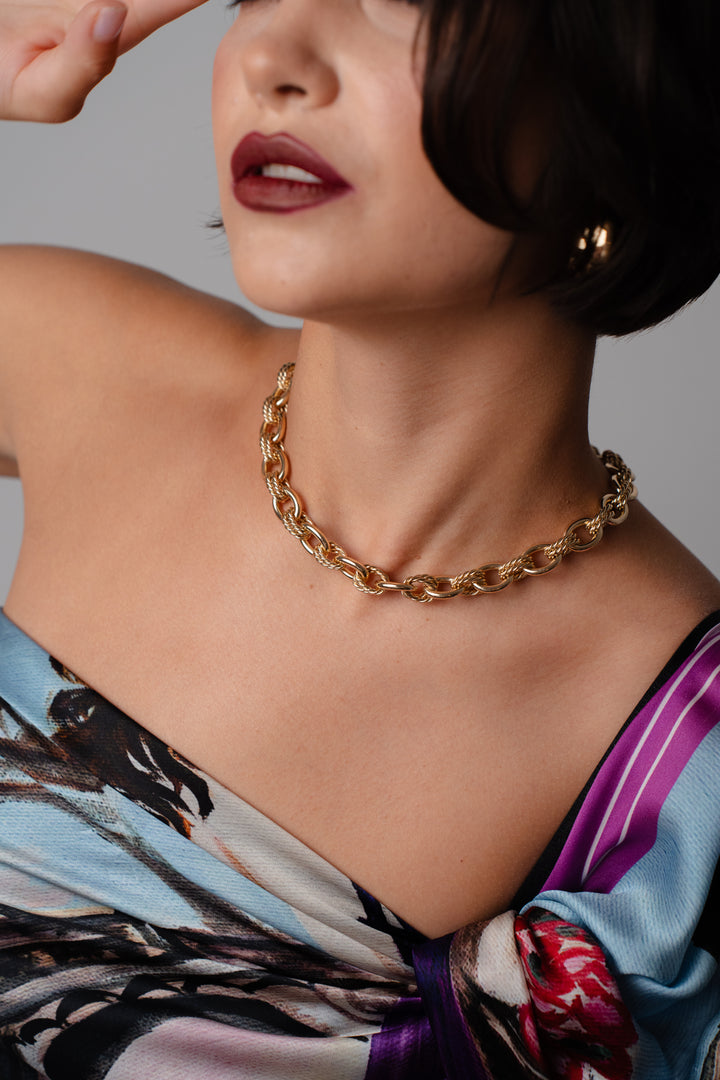How To Style A Silk Scarf With As A Blouse by Alesia Chaika AlesiaC.com 