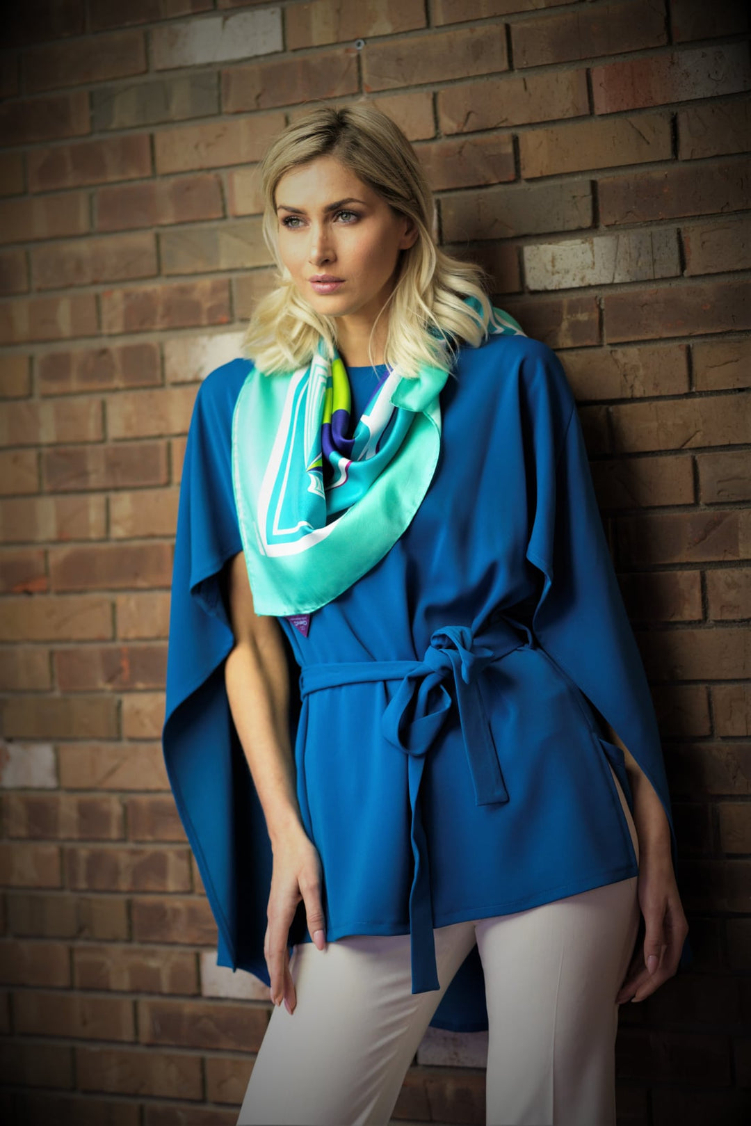 GREAT LAKE Mandala Silk Scarf – Sea Lime and Blue Mint