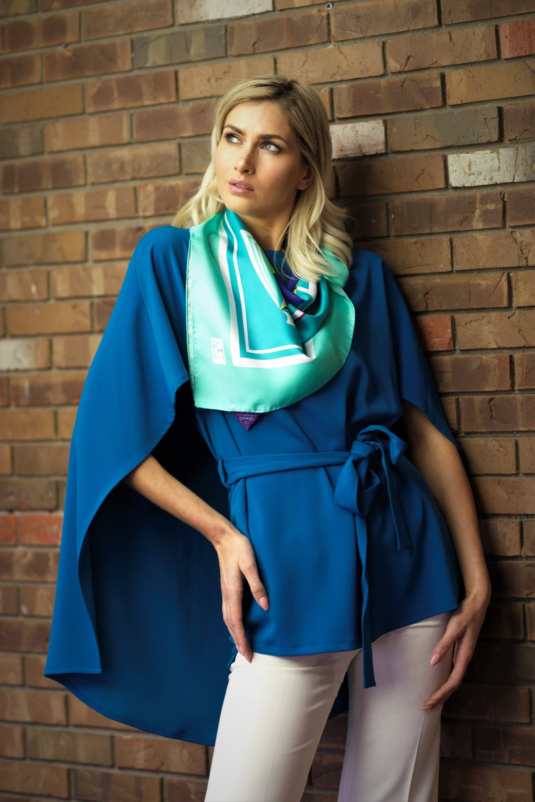 GREAT LAKE Mandala Silk Scarf – Sea Lime and Blue Mint