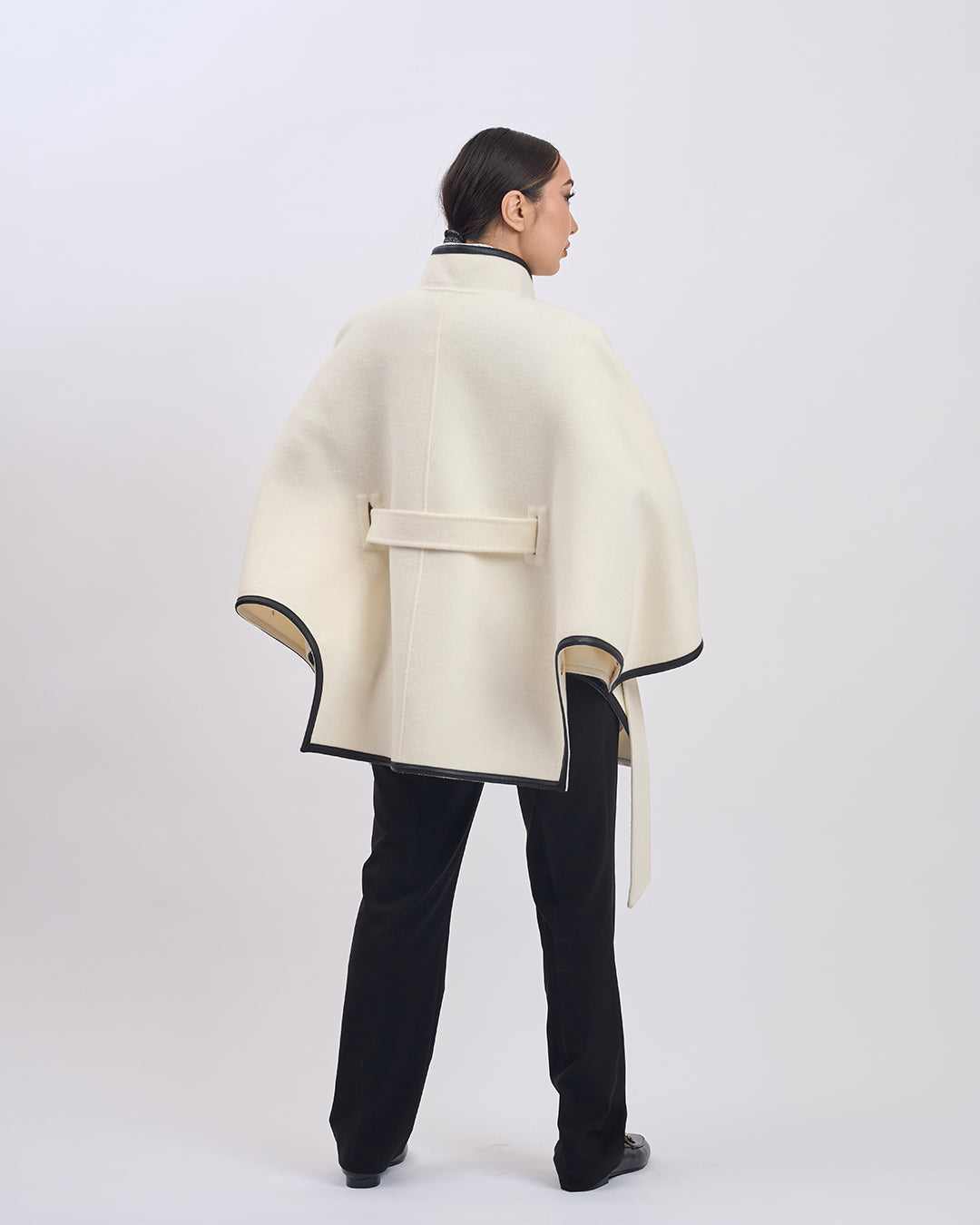 KIMONO PETITE Virgin Wool Belted Short Cape Coat - White Black Leather Trim