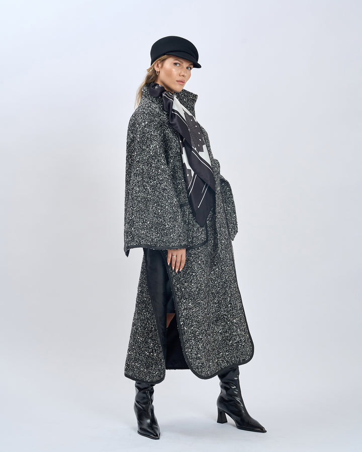 UMBRELLAS RAIN Mandala Silk Square Scarf – Black White