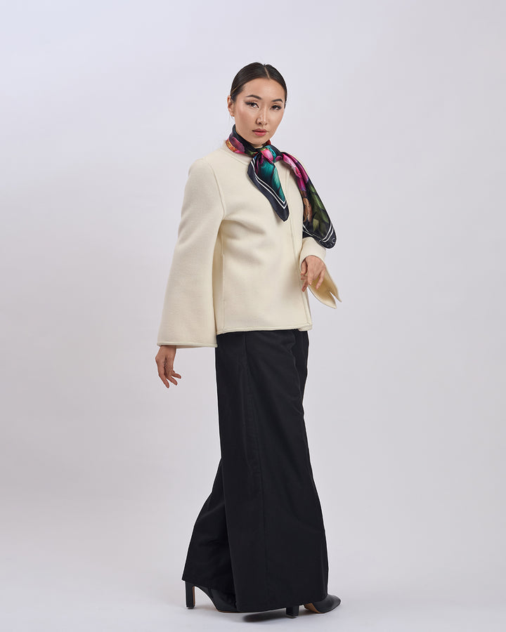 LADY AUTO Virgin Wool Short Coat - White Leather Trim