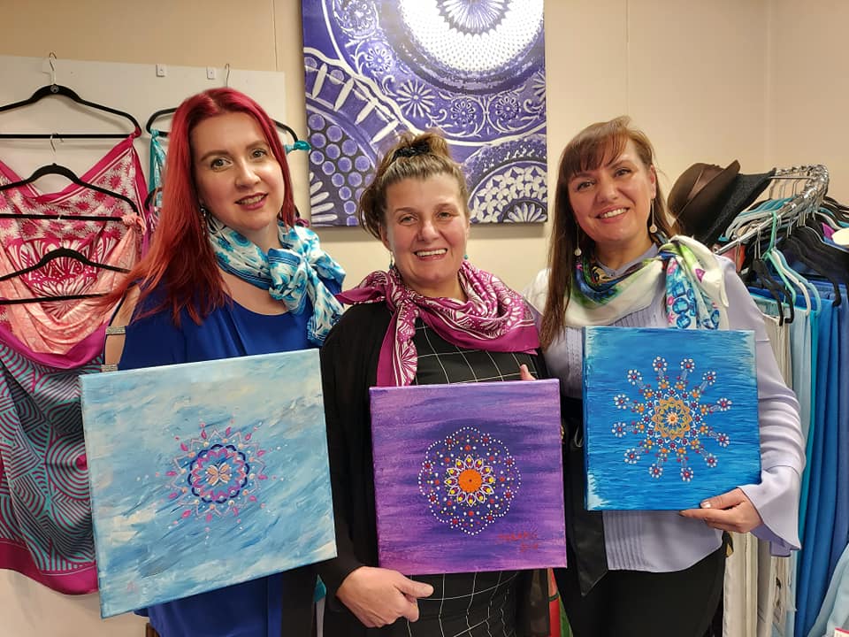 Art-A-Porte Wearable Art Classes & Parties – Painting and Silk Scarf Workshops