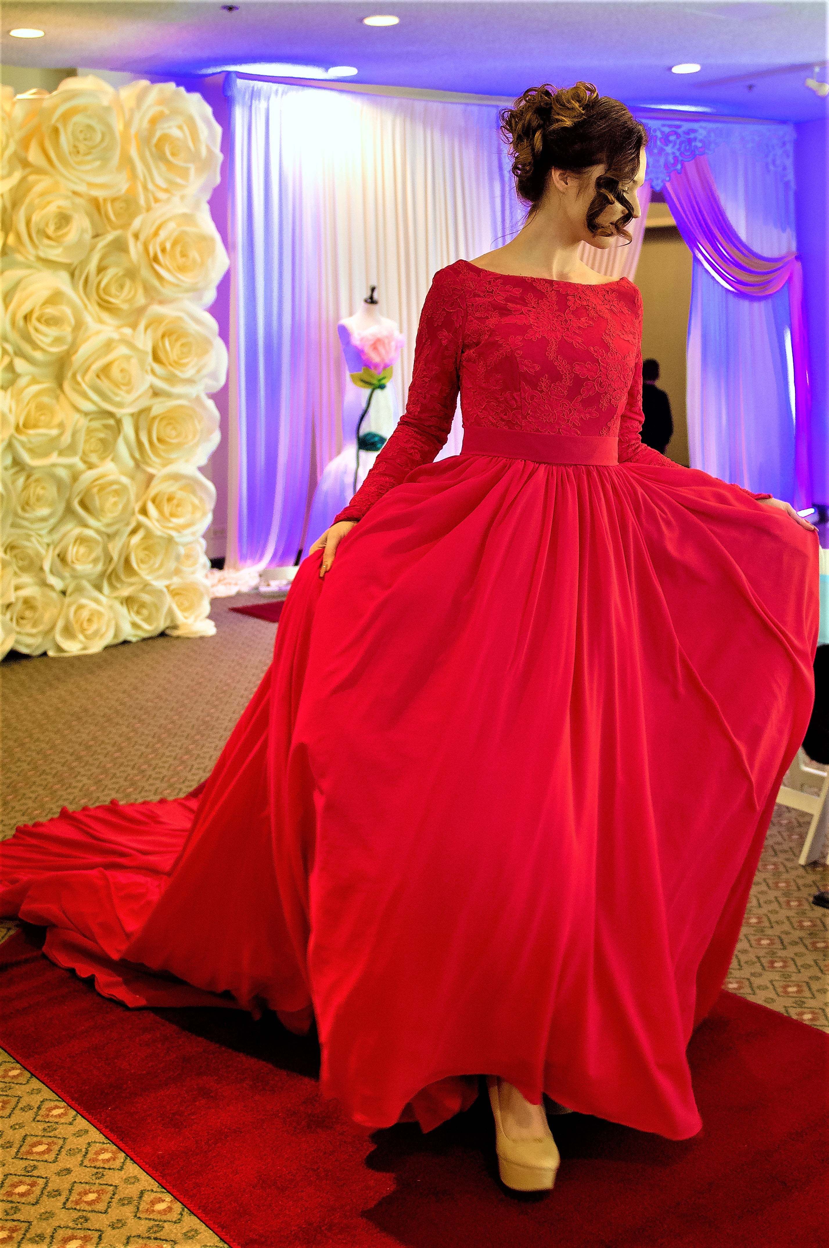 Red chiffon evening gown online