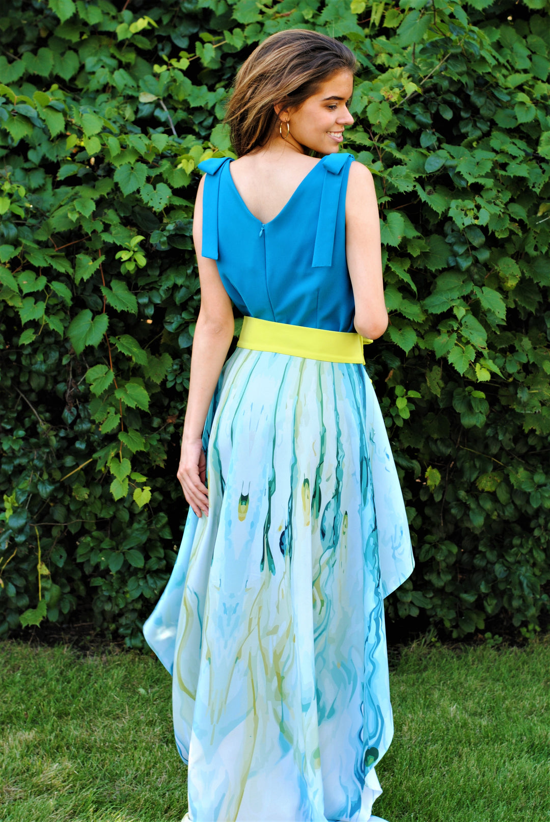 OCEANS Two-Piece Peacock Removable Skirt Gown
