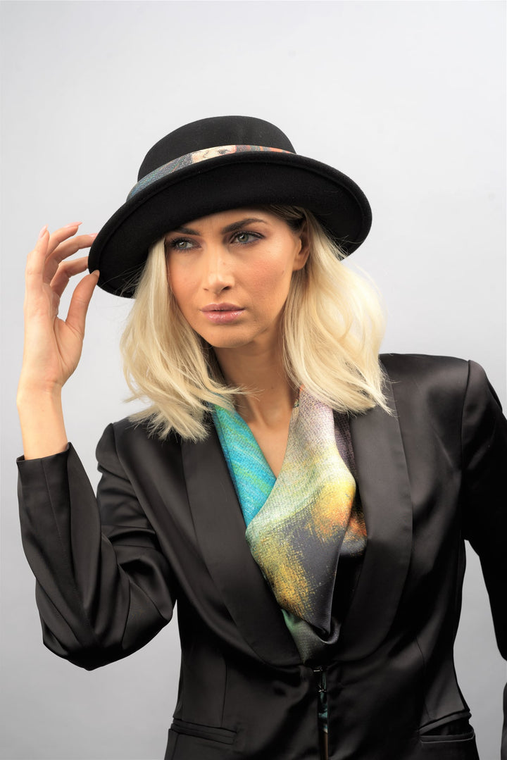 Art-A-Porte Wearable Art Classes & Parties – Painting and Silk Scarf Workshops