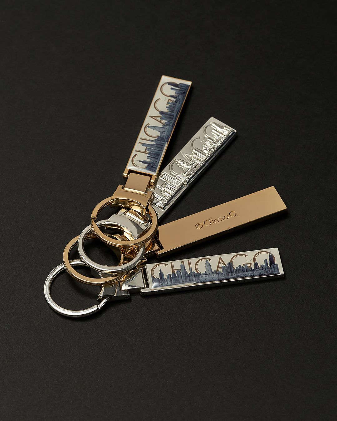 CHICAGO Skyline Pencil Art Key Chain Ring Gold by Alesia Chaika