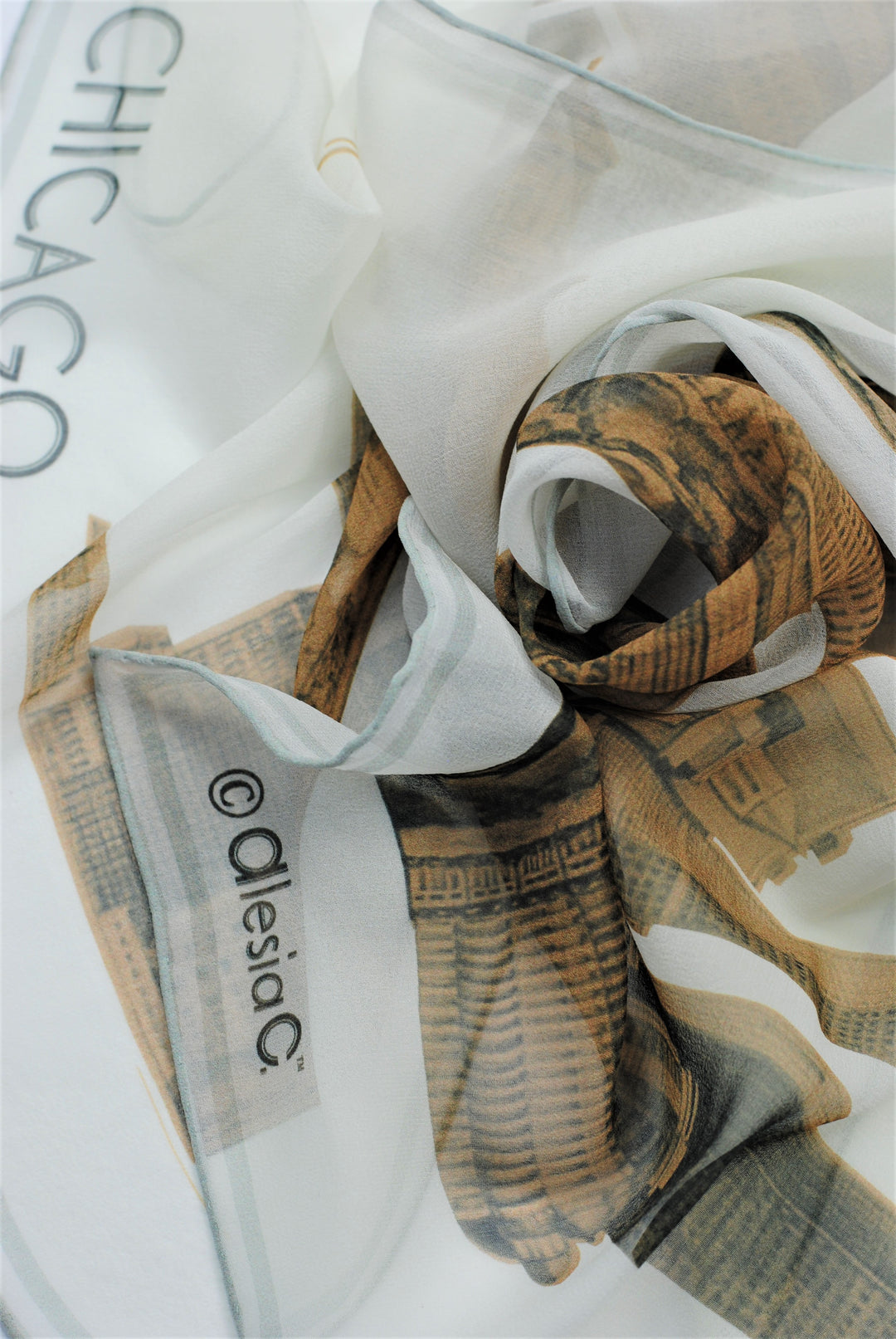 CHICAGO Skyline 100% Silk Georgette Oblong Scarf in Gold White