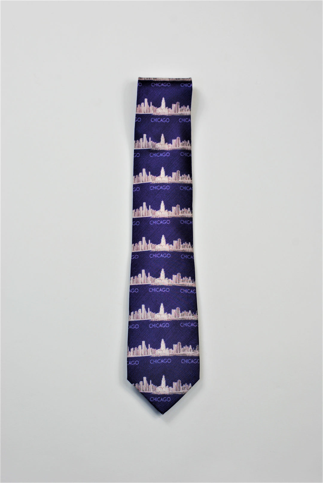 Luxury 100% Silk Men Tie CHICAGO Skyline Art Purple Horizontal