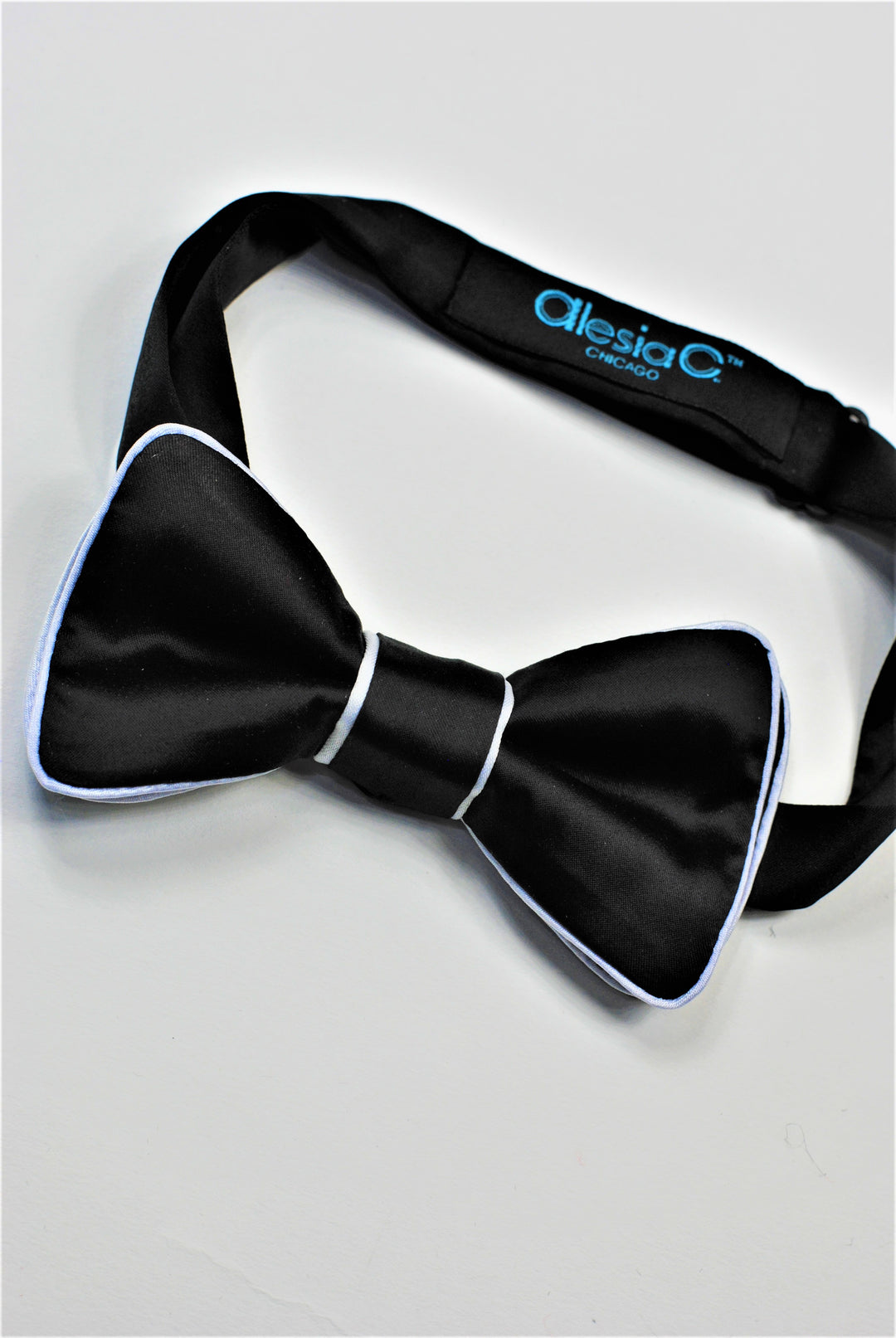 Mr GATSBY Black White Handcrafted Bow Tie Alesia Chaika