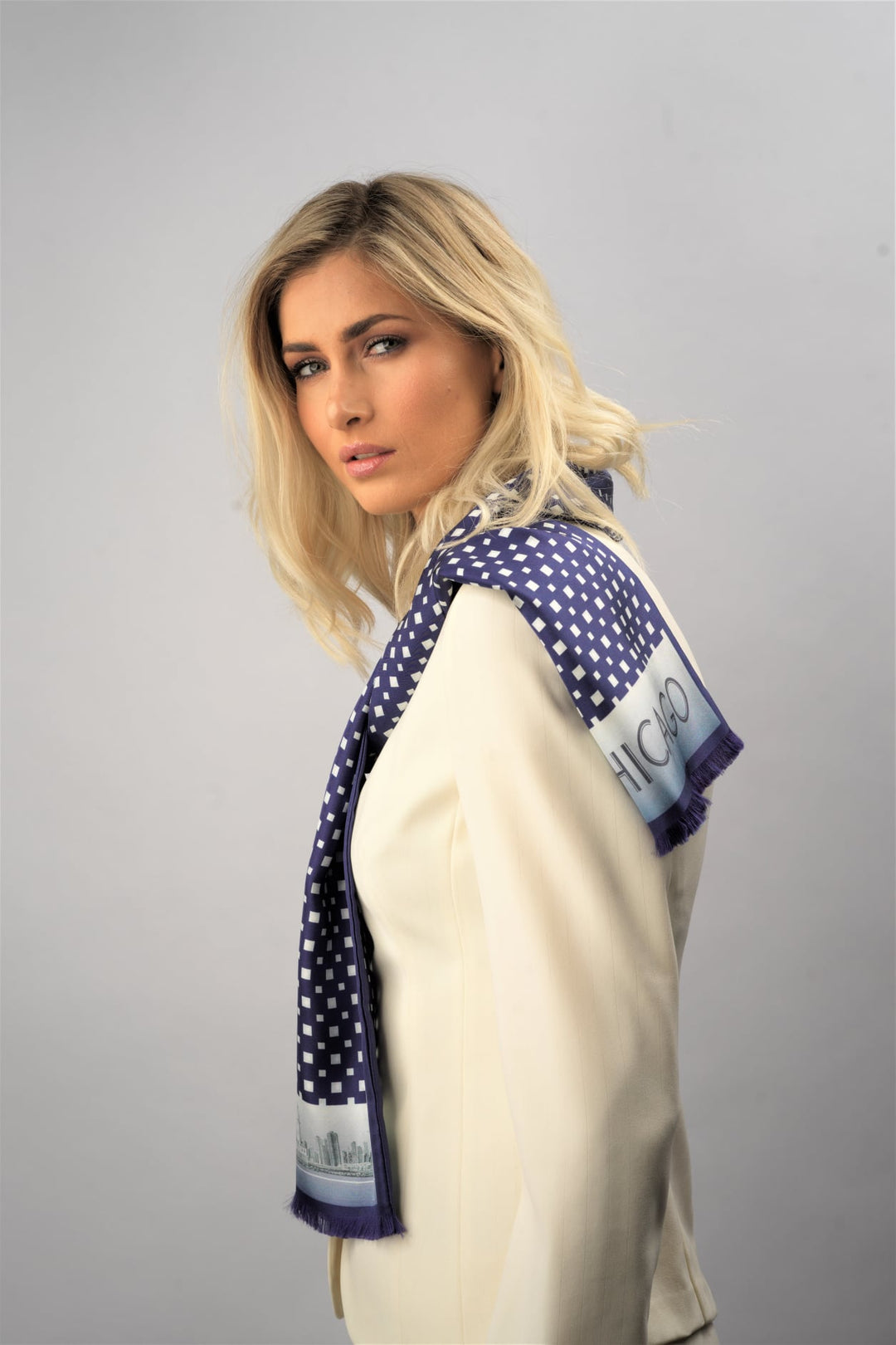 CHICAGO Skyline Art Pure Double Silk Scarf Navy Blue White