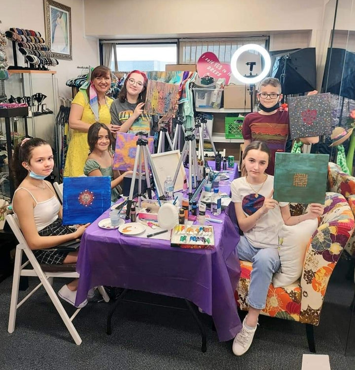 Art-A-Porte Wearable Art Classes & Parties – Painting and Silk Scarf Workshops